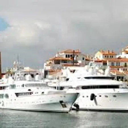 Puerto Banus 2 Bedrooms P2 Apartman